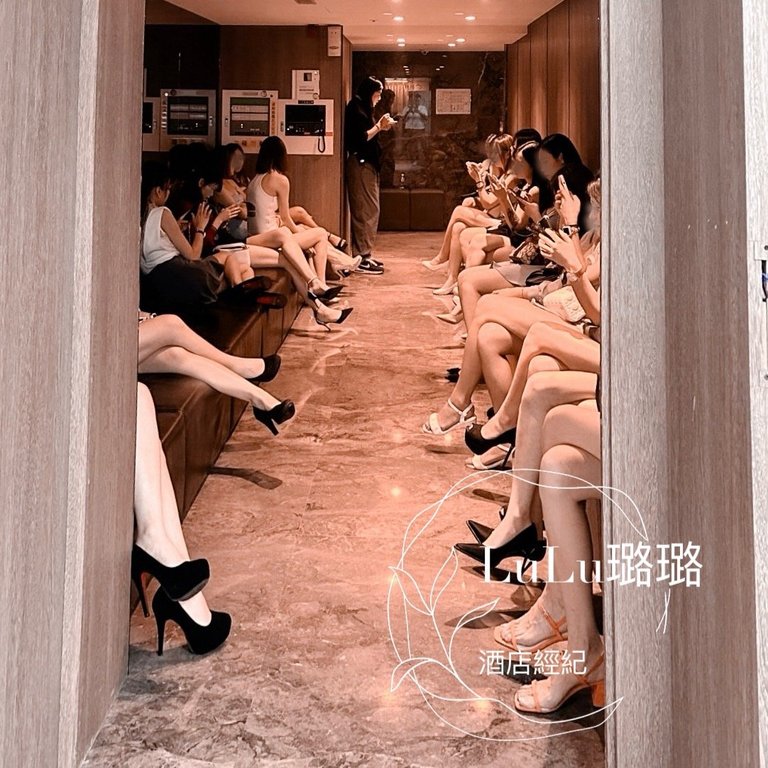 找工作,賺錢,八大行業,台北酒店,制服店,高薪工作,禮服店,快速賺錢,酒店小姐,酒店妹,酒店經紀,酒店公關,八大酒店,高薪,酒店工作,酒店打工,酒店兼職,酒店應徵